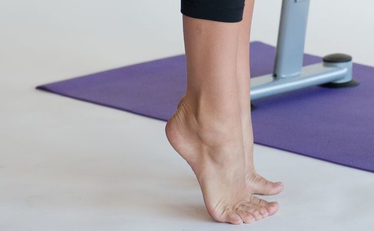 άσκηση στα δάχτυλα των ποδιών για την πρόληψη των κιρσών