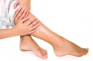Τα συμπτώματα των κιρσών στα πόδια στις γυναίκες